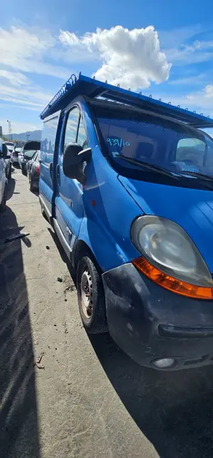 RENAULT TRAFIC II COMBI foto 2