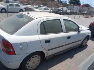 OPEL ASTRA G BERLINA foto 4