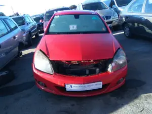 OPEL ASTRA H GTC foto 1
