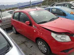 CHEVROLET AVEO HATCHBACK foto 2