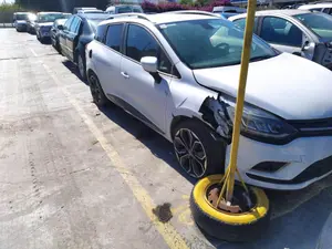 RENAULT CLIO IV GRANDTOUR foto 6