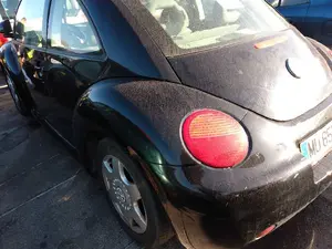 VOLKSWAGEN NEW BEETLE BERLINA (9C1/1C1) foto 9