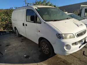 HYUNDAI H-1 () foto 6