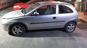 OPEL CORSA C foto 3