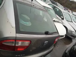 SEAT LEON (1M1) foto 2