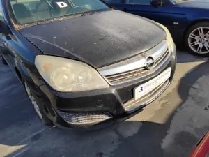 OPEL ASTRA H BERLINA foto 3