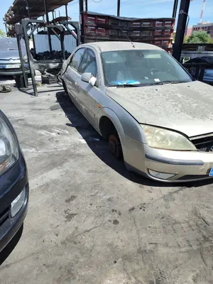 FORD MONDEO BERLINA (GE) foto 9