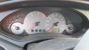 FORD FOCUS BERLINA (CAK) foto 16