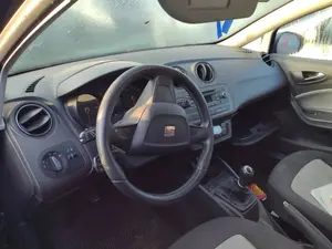 SEAT IBIZA SC (6J1) foto 6