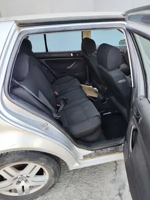 VOLKSWAGEN GOLF IV BERLINA (1J1)(10.1997) foto 8