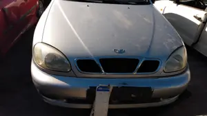 DAEWOO LANOS foto 1