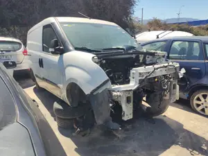 OPEL COMBO D foto 2