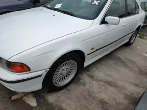 BMW SERIE 5 BERLINA (E39) foto 3