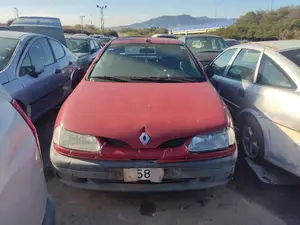 RENAULT LAGUNA (B56) foto 1