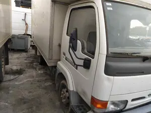 NISSAN CABSTAR E foto 2