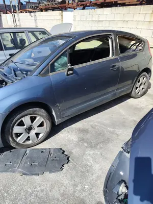 CITROEN C4 COUPE foto 3