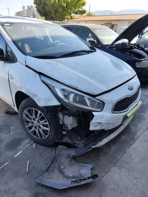 KIA CEED (JD) foto 2