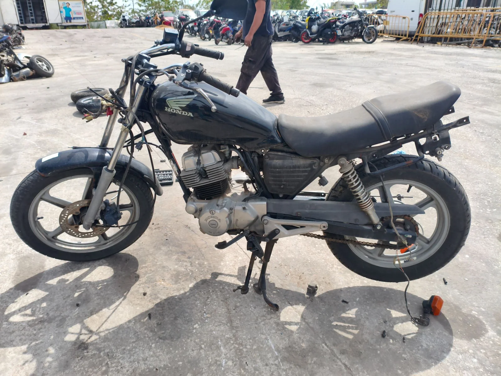 HONDA CB 250