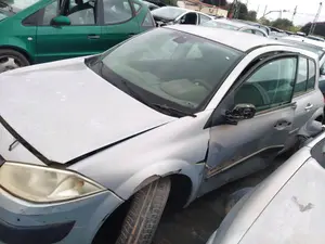 RENAULT MEGANE II BERLINA 5P foto 4