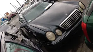 MERCEDES-BENZ CLK (BM 208) COUPE foto 9