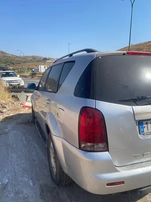 SSANGYONG REXTON foto 4