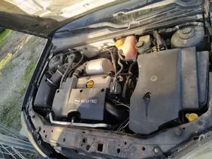OPEL VECTRA C BERLINA foto 8