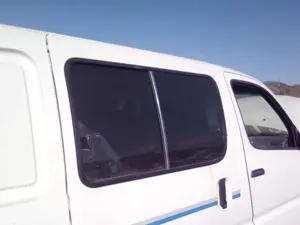 TOYOTA HI-ACE foto 25