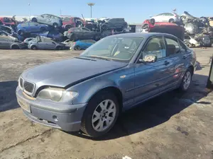 BMW SERIE 3 BERLINA (E46) foto 7