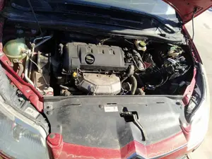 CITROEN C4 BERLINA foto 5