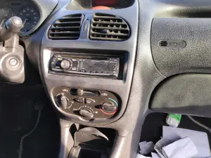 PEUGEOT 206 foto 7