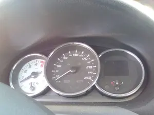RENAULT MEGANE III COUPE foto 4