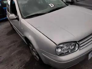 VOLKSWAGEN GOLF IV BERLINA (1J1)(10.1997) foto 7