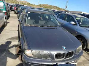 BMW SERIE 3 BERLINA (E46) foto 1