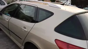 PEUGEOT 407 SW foto 2