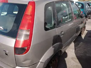 FORD FIESTA (CBK) foto 4