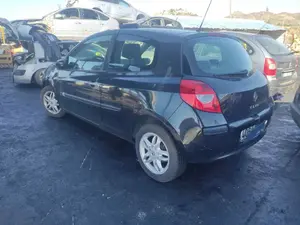 RENAULT CLIO III foto 5