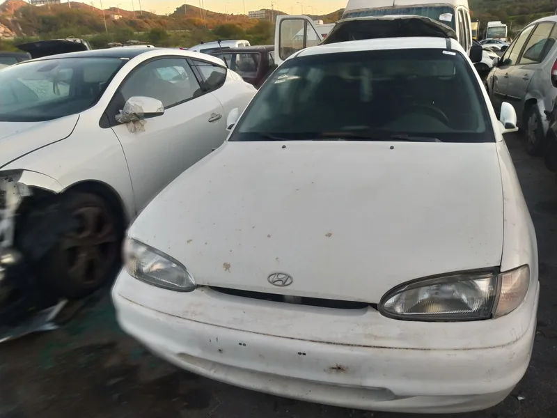 HYUNDAI ACCENT (LC)