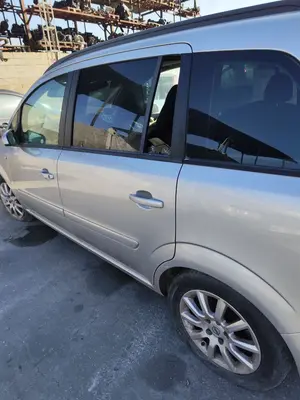 OPEL ZAFIRA B foto 3