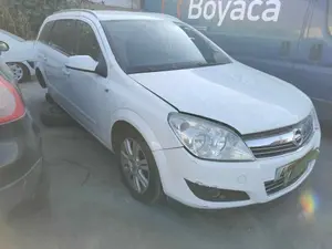 OPEL ASTRA H CARAVAN foto 8