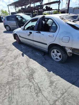 HONDA CIVIC AERODECK (MB/MC) foto 3