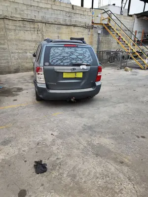 KIA CARNIVAL foto 5