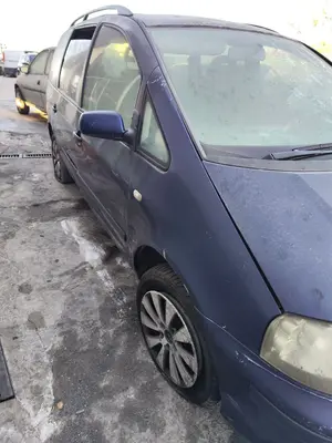 SEAT ALHAMBRA (7V9) foto 3