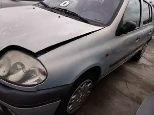 RENAULT CLIO II FASE II (B/CB0) foto 4