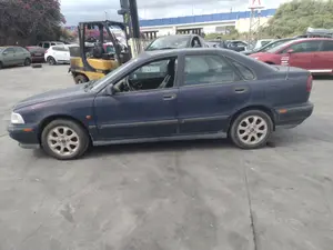VOLVO S40 BERLINA foto 6