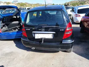 MERCEDES-BENZ CLASE A (BM 169) foto 2