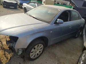 AUDI A4 BERLINA (8E) foto 2