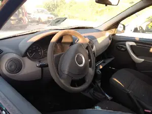 DACIA LOGAN 1 foto 2