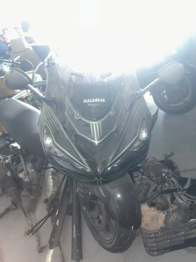 KAWASAKI ZZR 1400