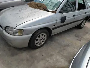 FORD ESCORT BERL./TURNIER foto 2