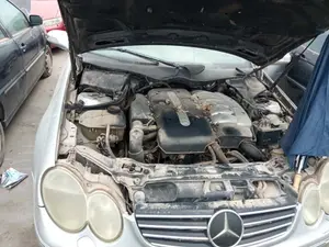 MERCEDES-BENZ CLK (BM 209) COUPE foto 3